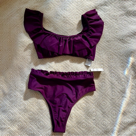 NWT Express medium swim suit set ruffle maroon - Picture 2 of 4